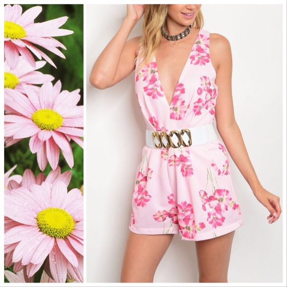 *CLEARANCE* Pink Floral Hibiscus Romper - Picture 2 of 8